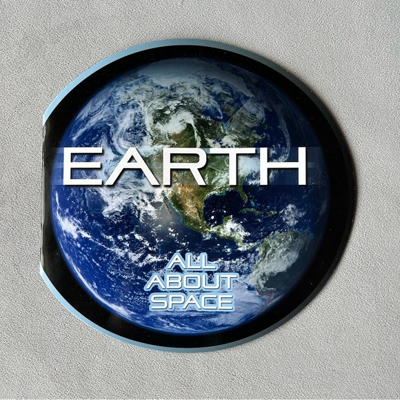 Set of 4 ~ All About Space ~ Books ~ Earth Sun Moon Solar System - Picture 11 of 12